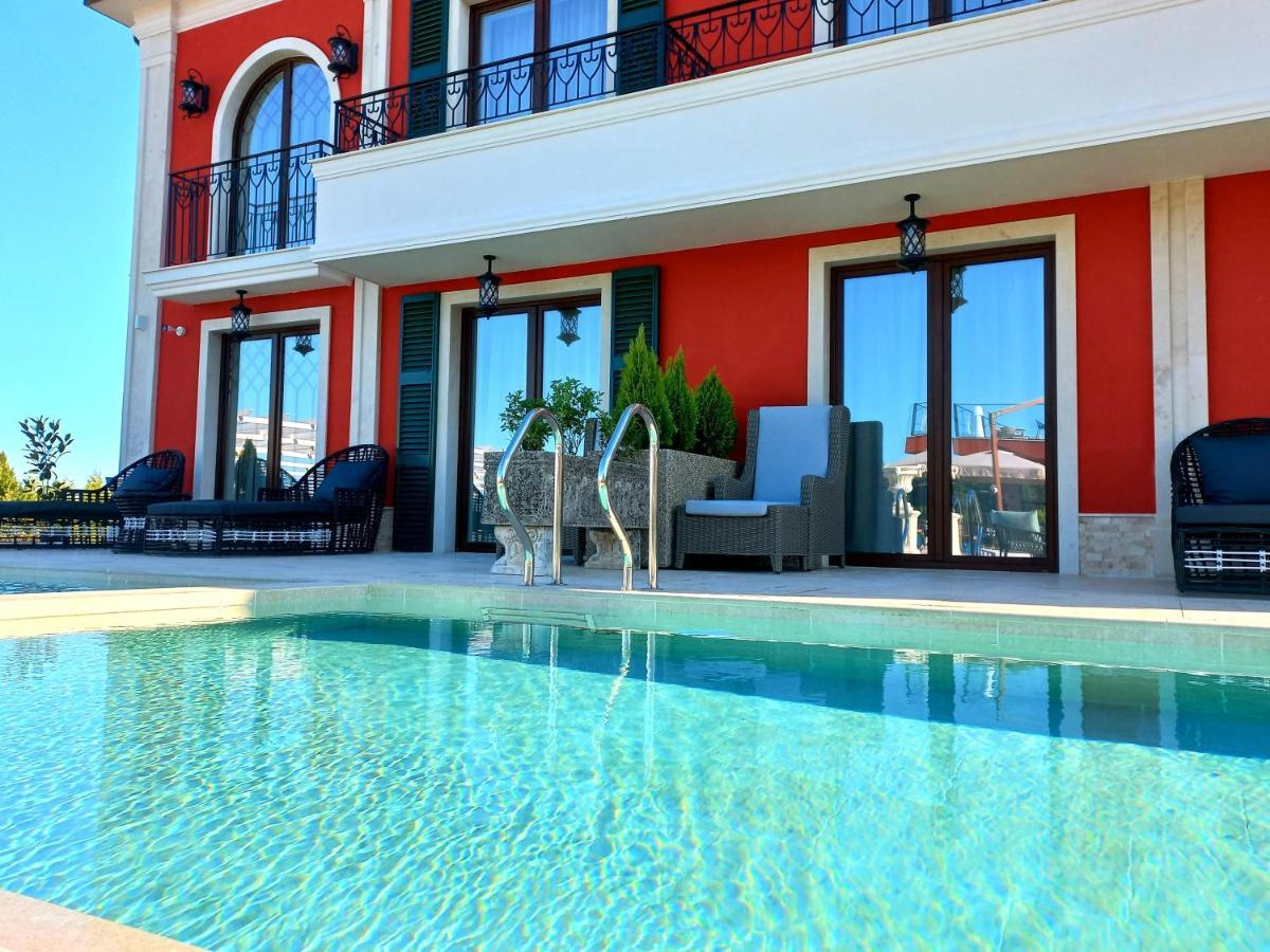 Villas For 4 Or 6 Adults In Therma Village Kranevo Bagian luar foto