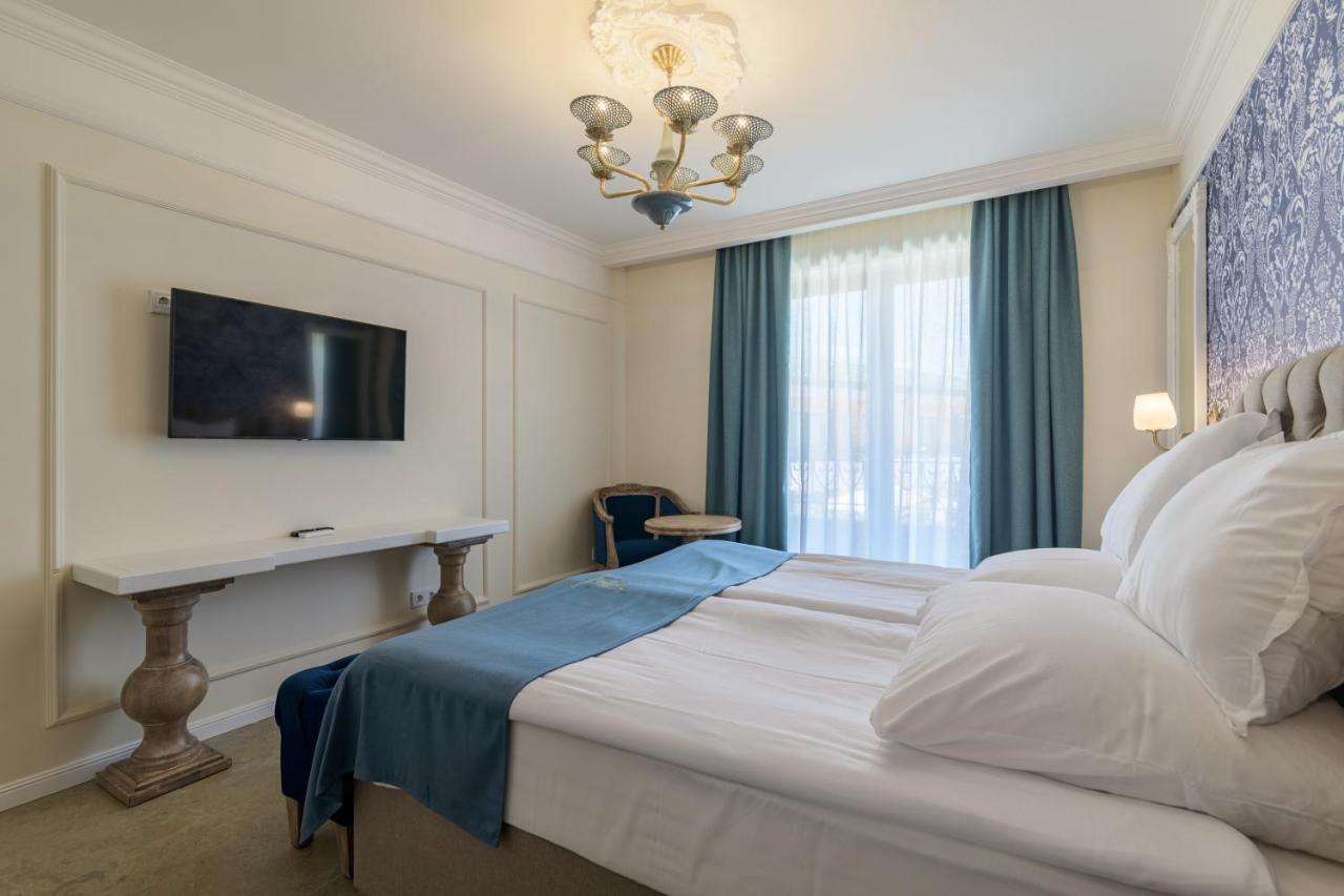 Villas For 4 Or 6 Adults In Therma Village Kranevo Bagian luar foto